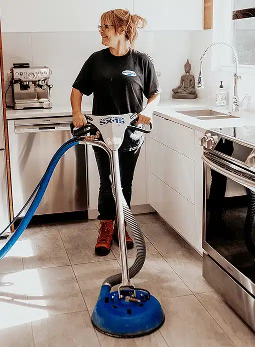 Nettoyage en profondeur du carrelage de cuisine