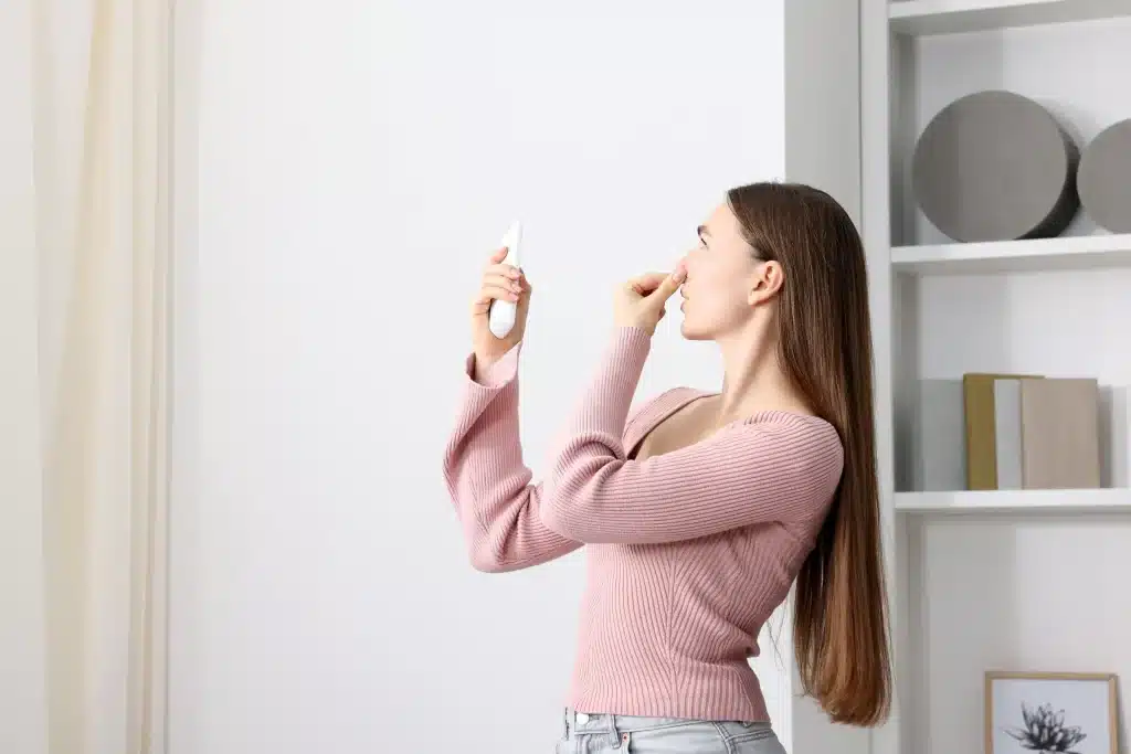 Une odeur de moisi dans la maison peut être liée à un échangeur d'air mal entretenu ou à un problème d'humidité.